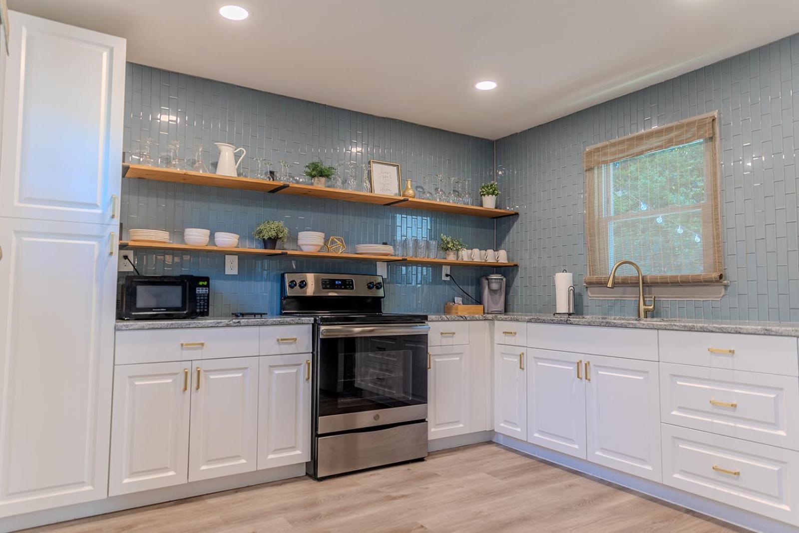 Blue Bungalow W/ Free Golf Cart 1/2 Mi From Square Covington Exterior photo